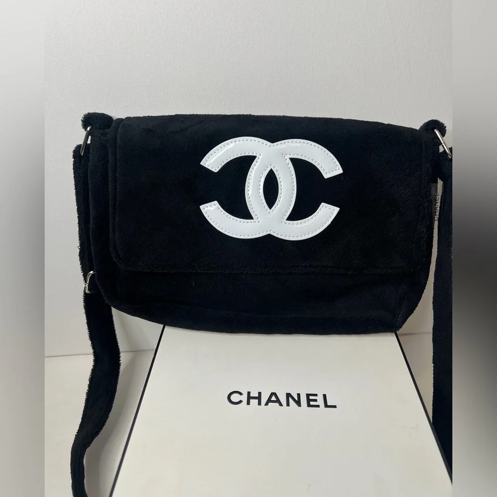 Chanel Makeup Bag crossbody purse velour flap CC black white terry precision - Picture 2 of 9